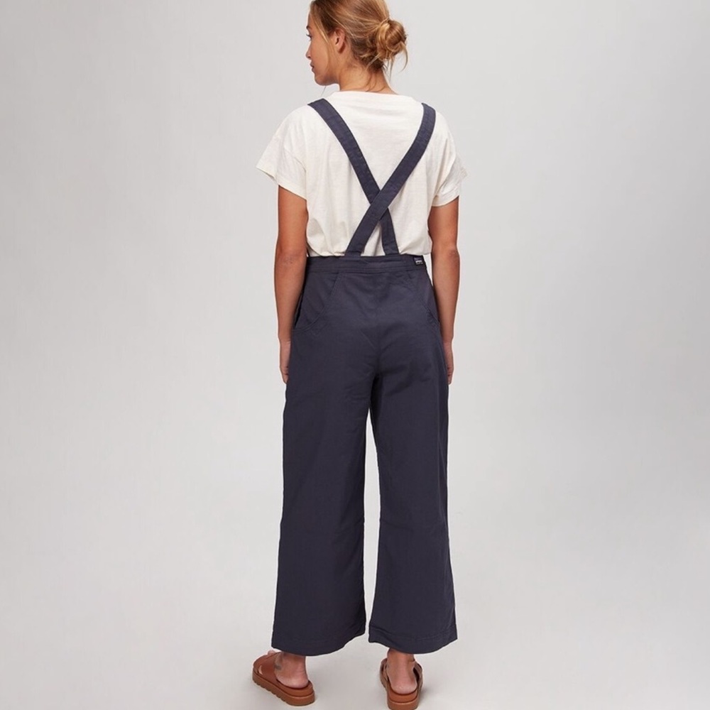 Patagonia  Wide Leg Overalls Size 6 - Picture 2 of 16